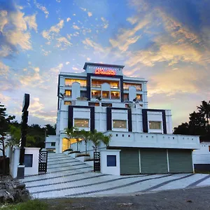 Dewland Hotel